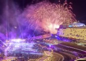 Robbie Williams Headlines Spectacular Christening of Mein Schiff Relax in Málaga